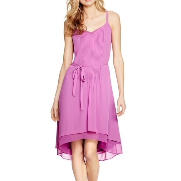 WHITE HOUSE BLACK MARKET Pink Sleeveless Pintuck Soft Dress Wedding Size 4 - Picture 1 of 10